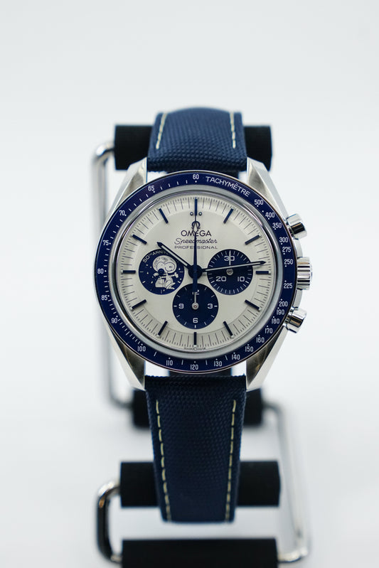 Omega Speedmaster Professional Moonwatch "Silver Snoopy Award"