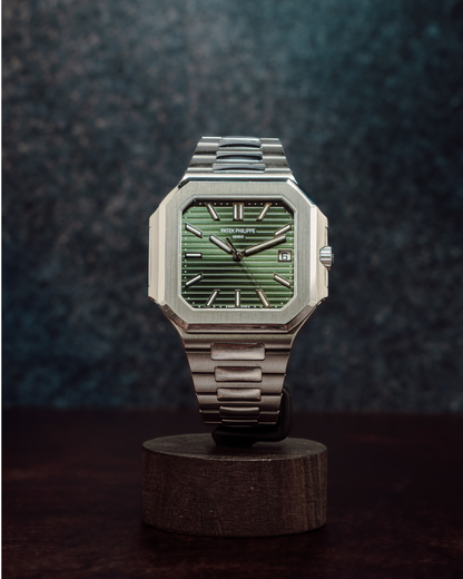PATEK PHILIPPE CUBITUS 5821/1A-001 45MM OLIVE GREEN DIAL FULL SET 2025