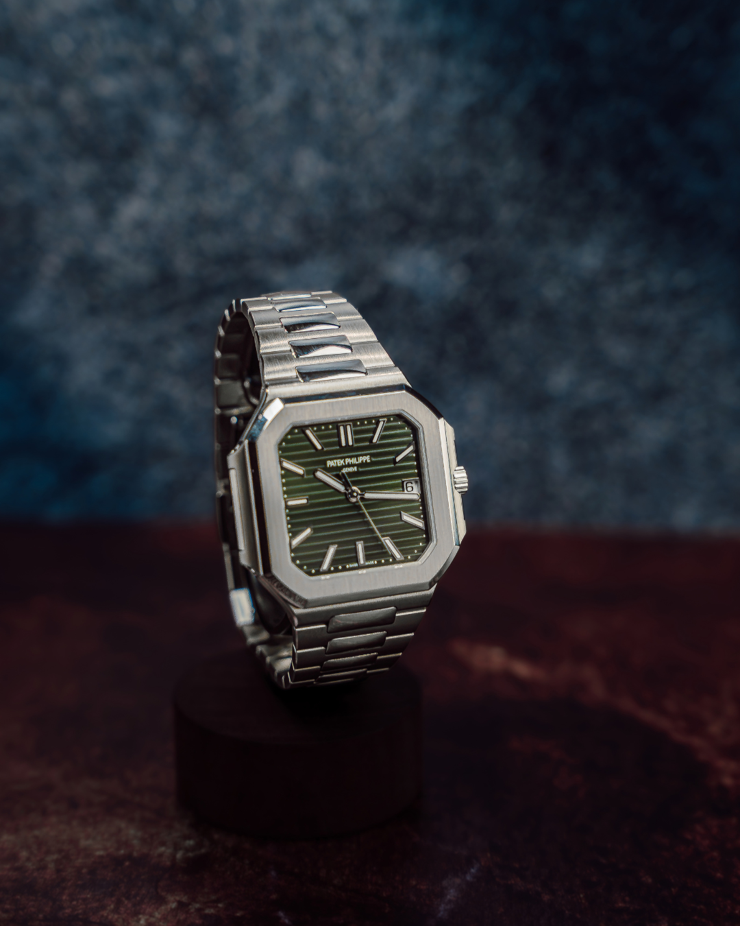 PATEK PHILIPPE CUBITUS 5821/1A-001 45MM OLIVE GREEN DIAL FULL SET 2025