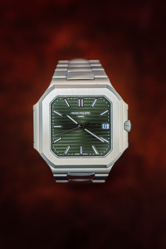 PATEK PHILIPPE CUBITUS 5821/1A-001 45MM OLIVE GREEN DIAL FULL SET 2025